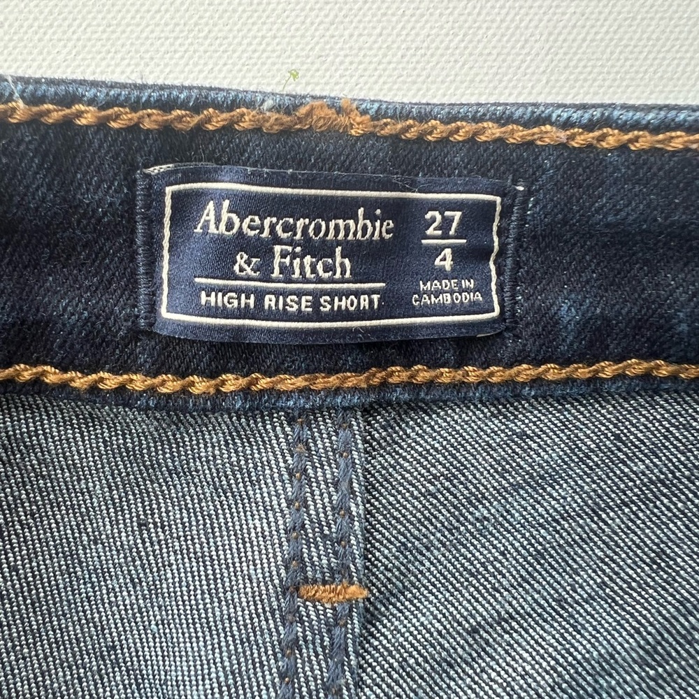 Abercrombie & Fitch High Rise  Blue Denim • Cuffed Raw Hem • Women’s Size 27/4 - Picture 2 of 11